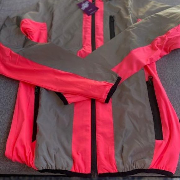 BTR Ladies High Visibility Reflective Silver/Pink Cycling and Running Jacket, 4 - Picture 1 of 9
